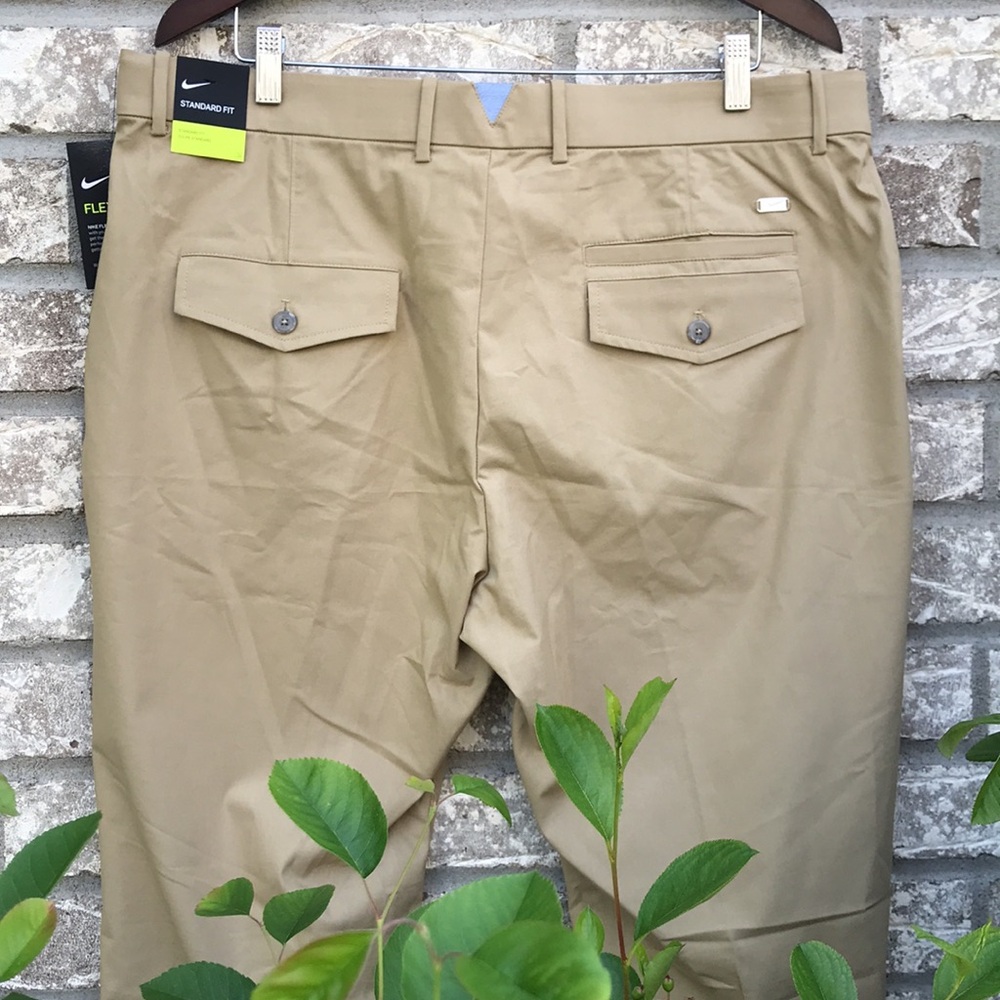 NWT! 🐲💙 Nike Standard Fit Golf Pants - Picture 3 of 4